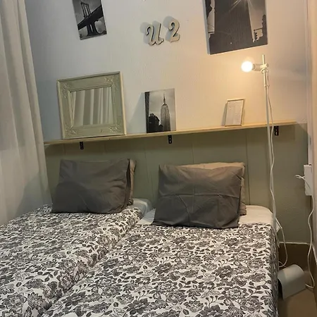 Glass Student-habitacion Doble Privada En Casa Compartida-uebica2 * מאיירנה דל אלחראפה