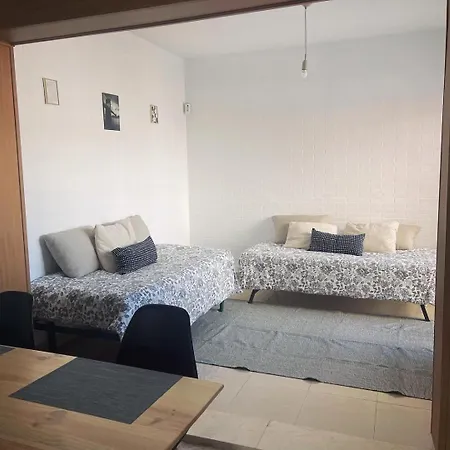 בית אירוח Glass Student-habitacion Doble Privada En Casa Compartida-uebica2 *