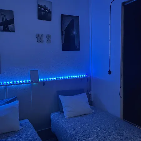 Glass Student-habitacion Doble Privada En Casa Compartida-uebica2 מאיירנה דל אלחראפה