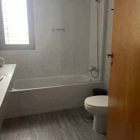 בית אירוח Glass Student-habitacion Doble Privada En Casa Compartida-uebica2